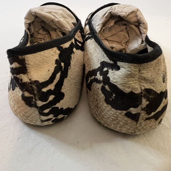 Ugg Ballet Lena Flats Slip On Size 6.5 Lamb Wool Leather Snake Print Cozy Trendy - Picture 3 of 11